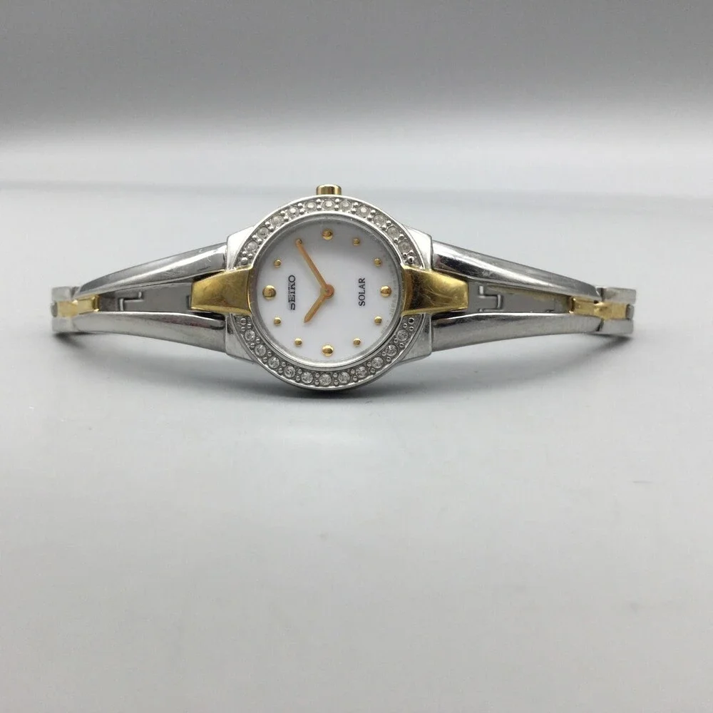 Seiko V117-0A10 Womens Solar Watch 22mm Crystals Two Tone Bracelet 6.25
